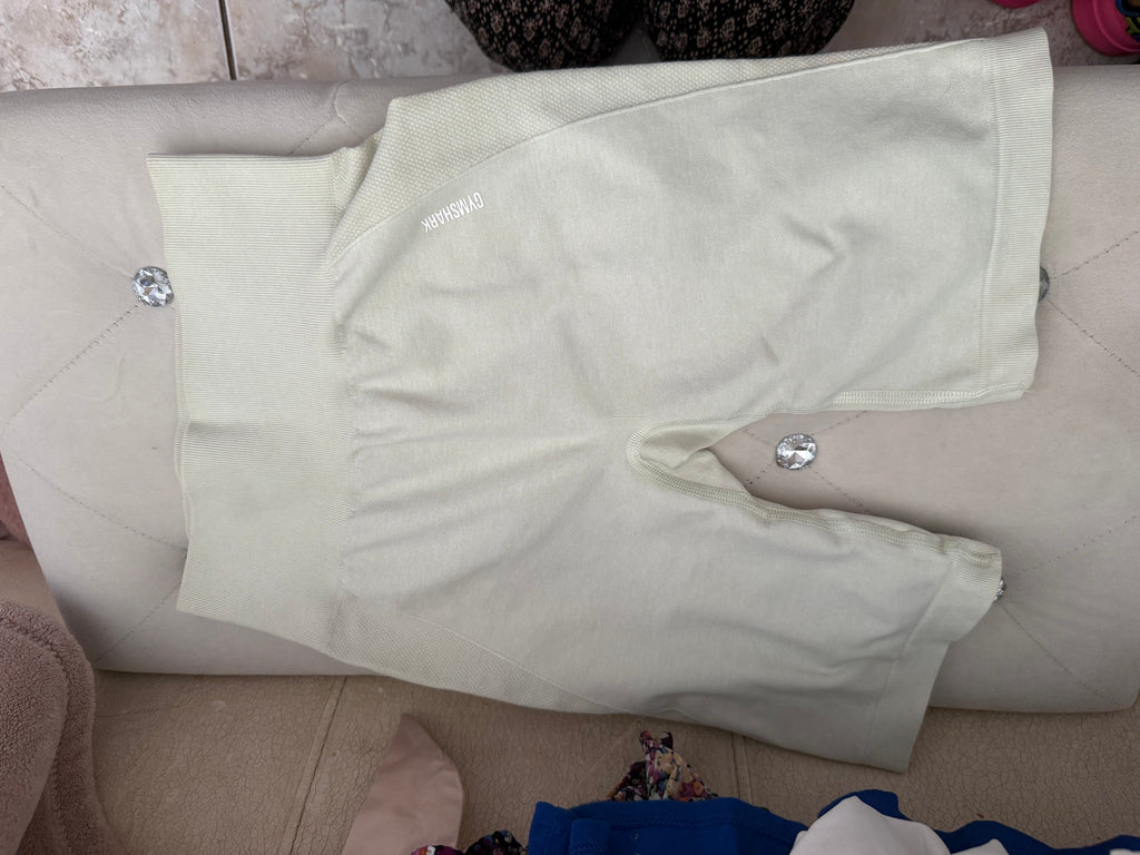 Gym short size XS used