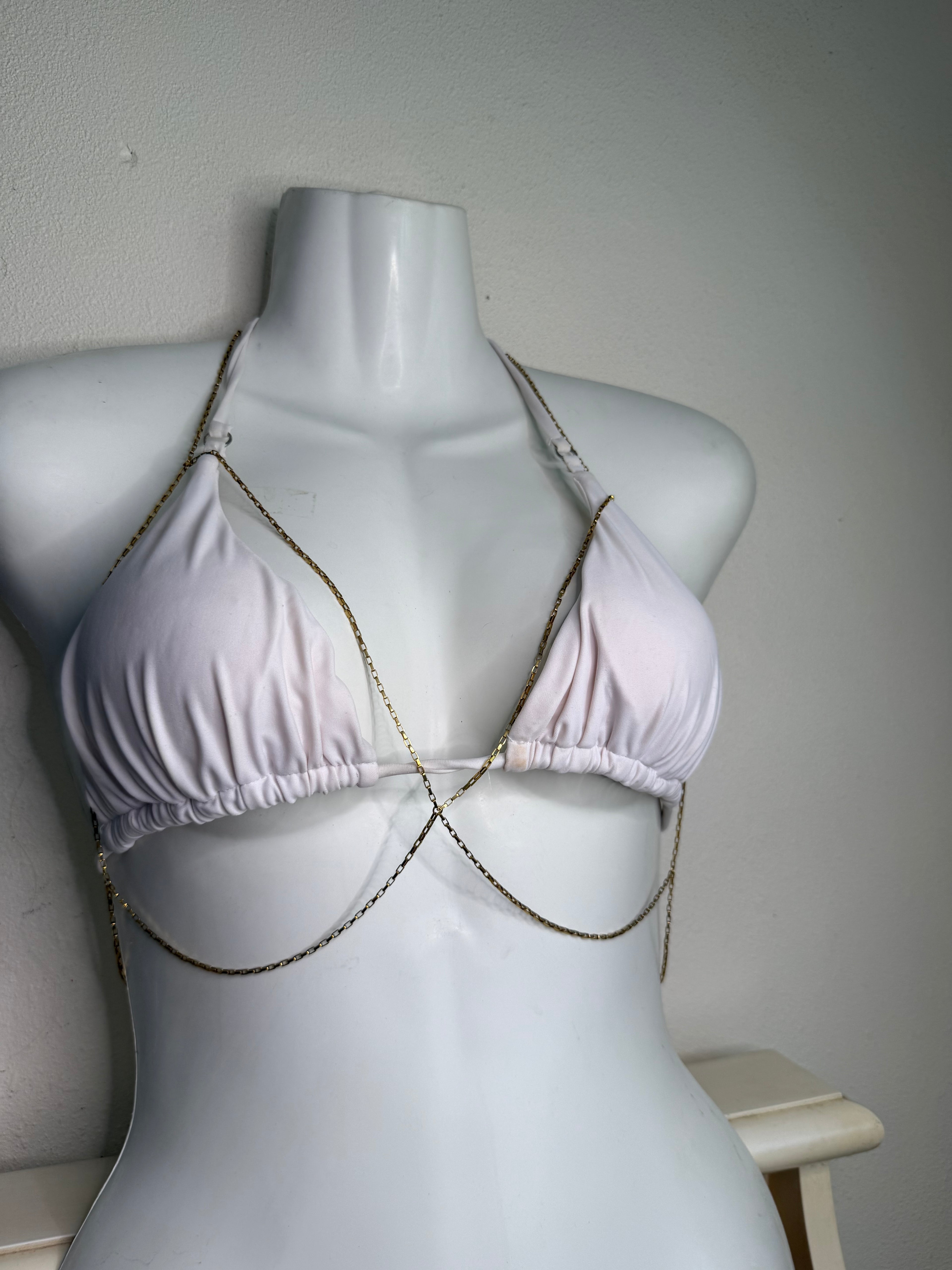 Bra chain