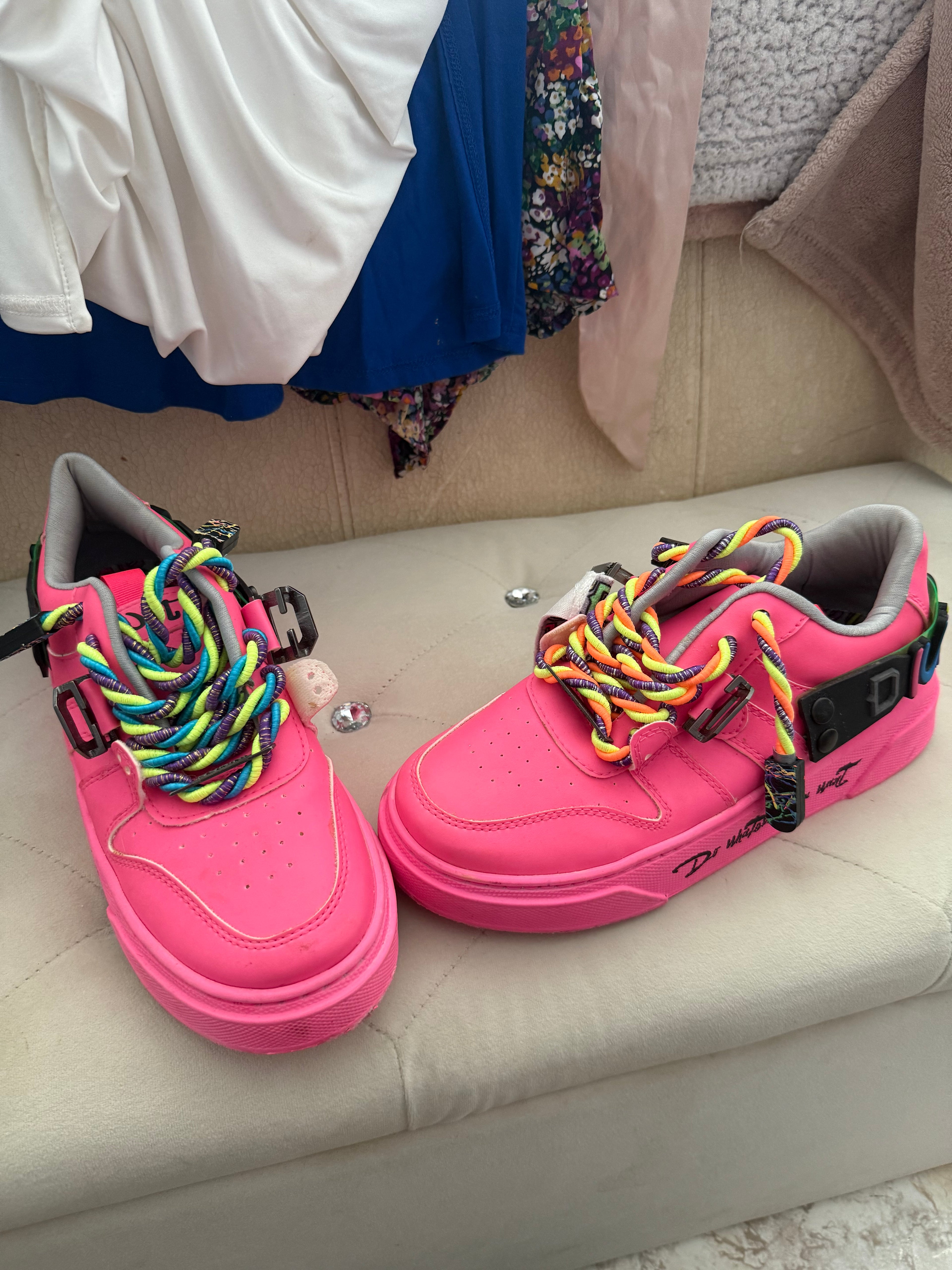 Durini shoes size 8 never used