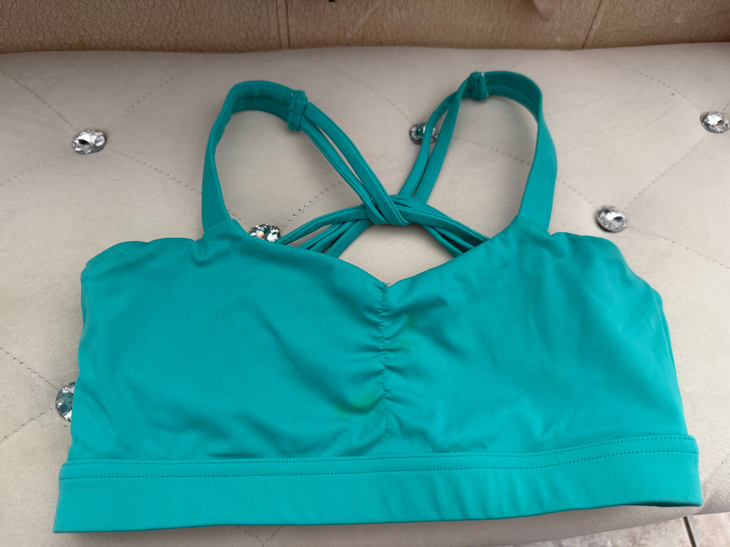 Gym short y top size s used