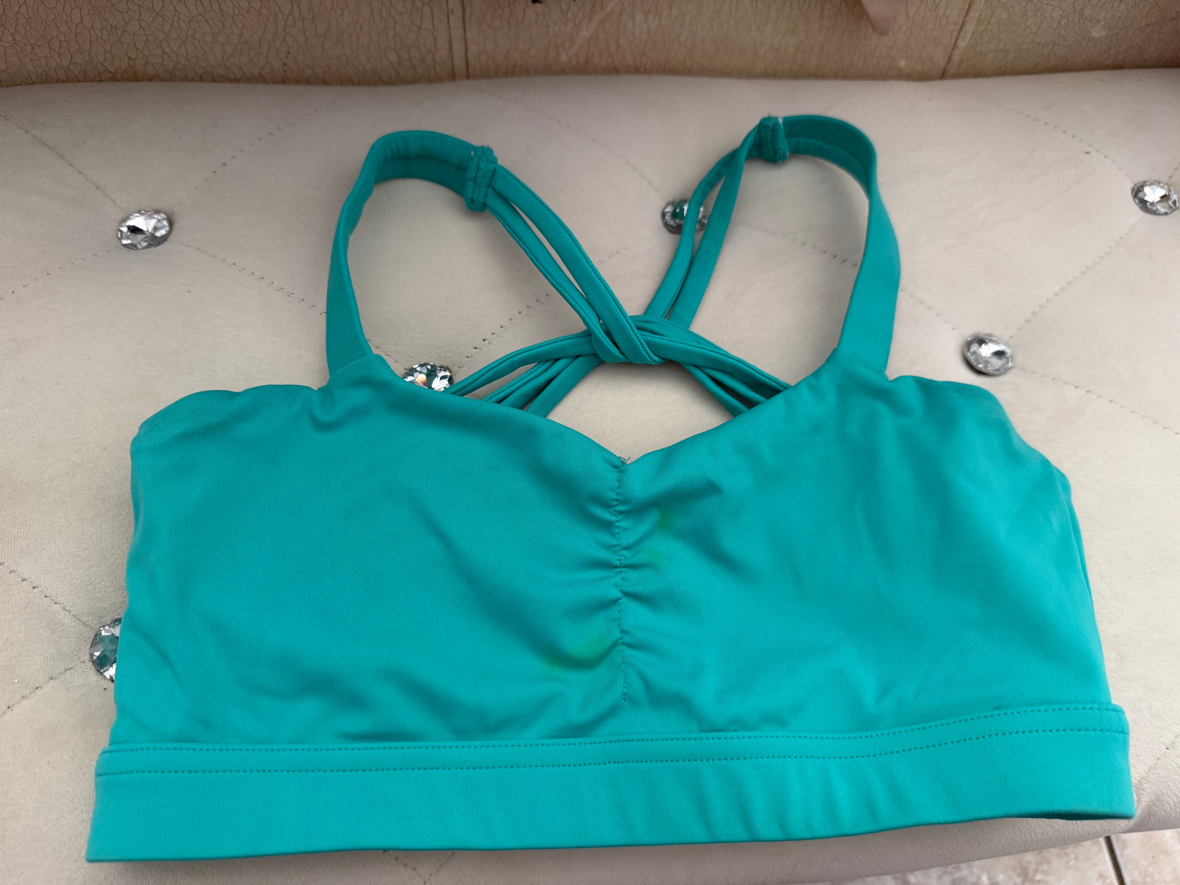 Gym short y top size s used