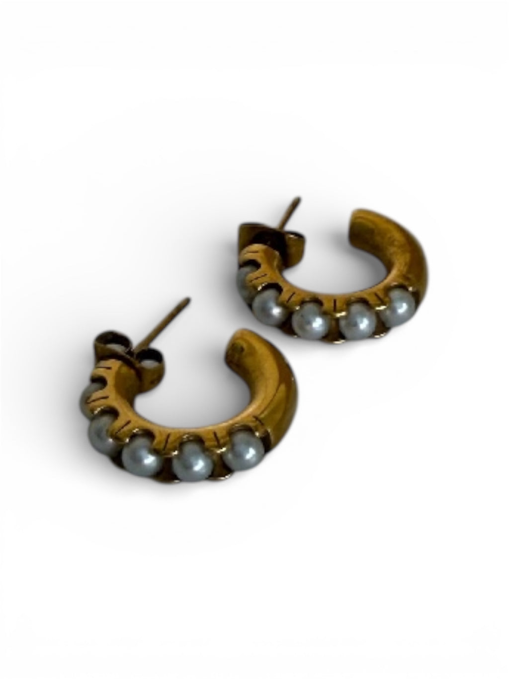 Pearls earrings